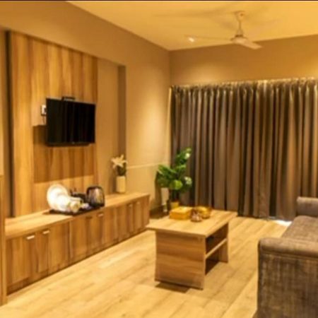 Ashok Deluxe Apartments, Marol Andheri East Mumbai Exterior photo