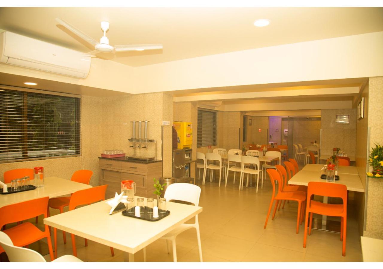 Ashok Deluxe Apartments, Marol Andheri East Mumbai Exterior photo