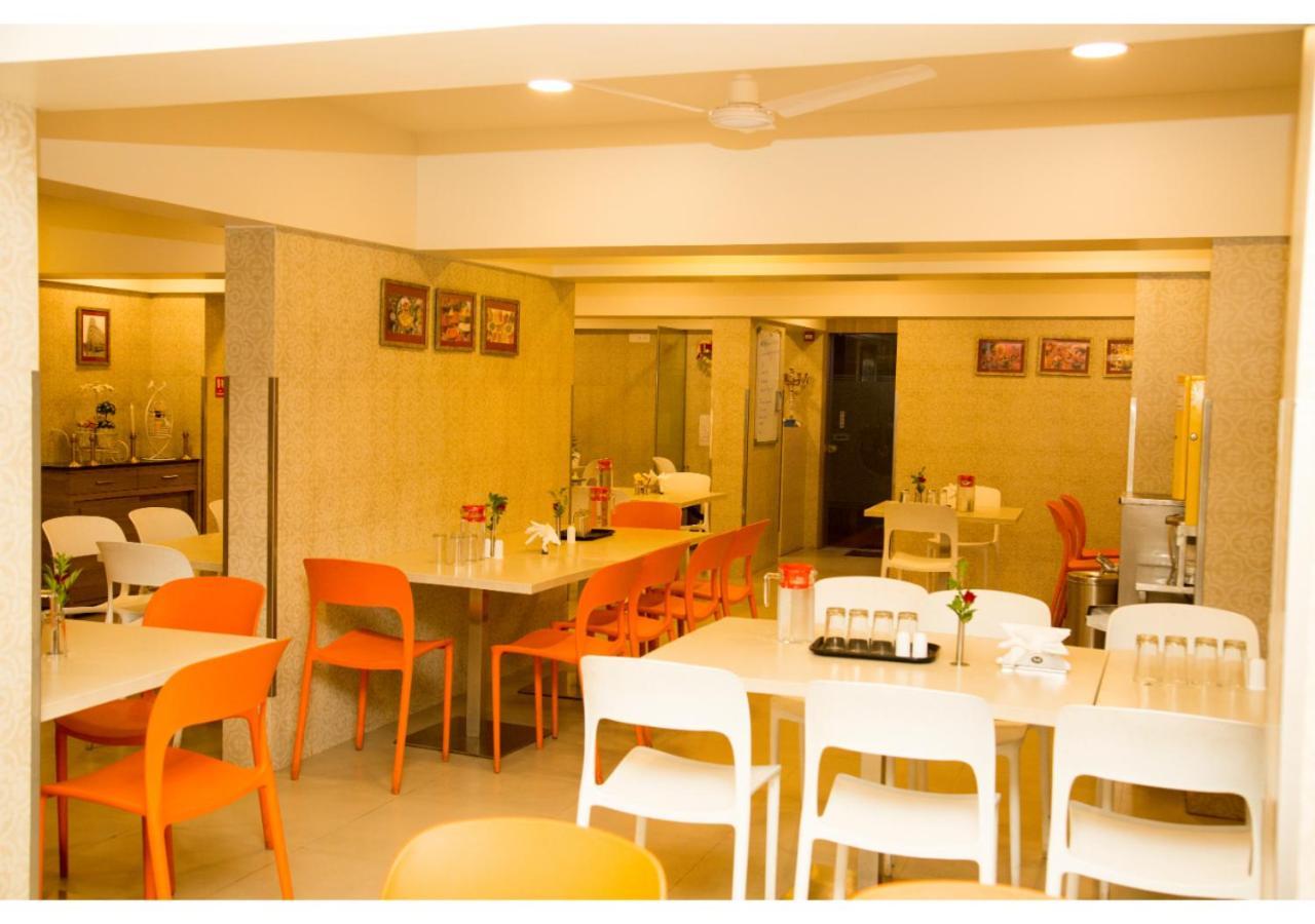 Ashok Deluxe Apartments, Marol Andheri East Mumbai Exterior photo